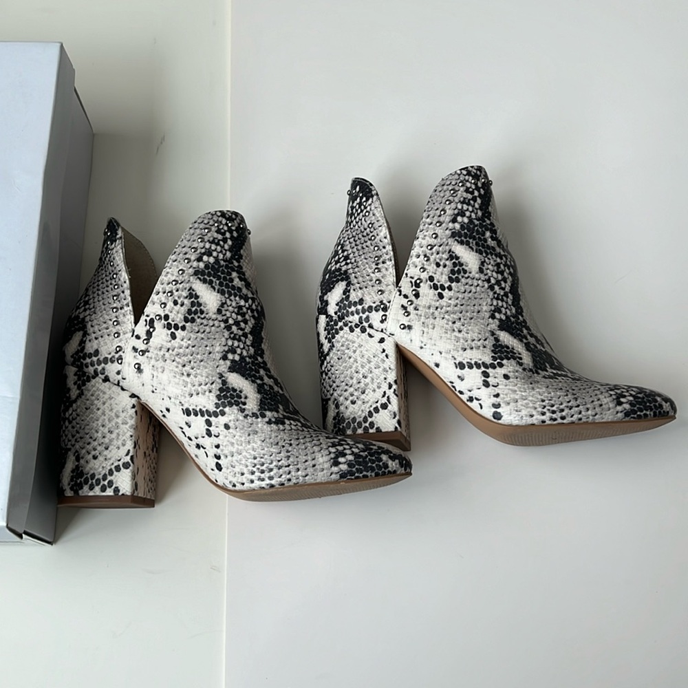 Steve Madden Snake Booties - Size 7
